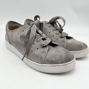 Vionic keke gray suede lace up sneakers size 9